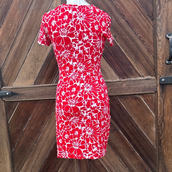 Diane Von Furstenberg Zoe in Dahlia small Poppy Floral Mini Red Dress 0 - Picture 4 of 13